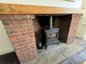 Lounge Fire- click for photo gallery